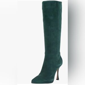 Vince Camuto knee high suede boots with side zipper Nwt